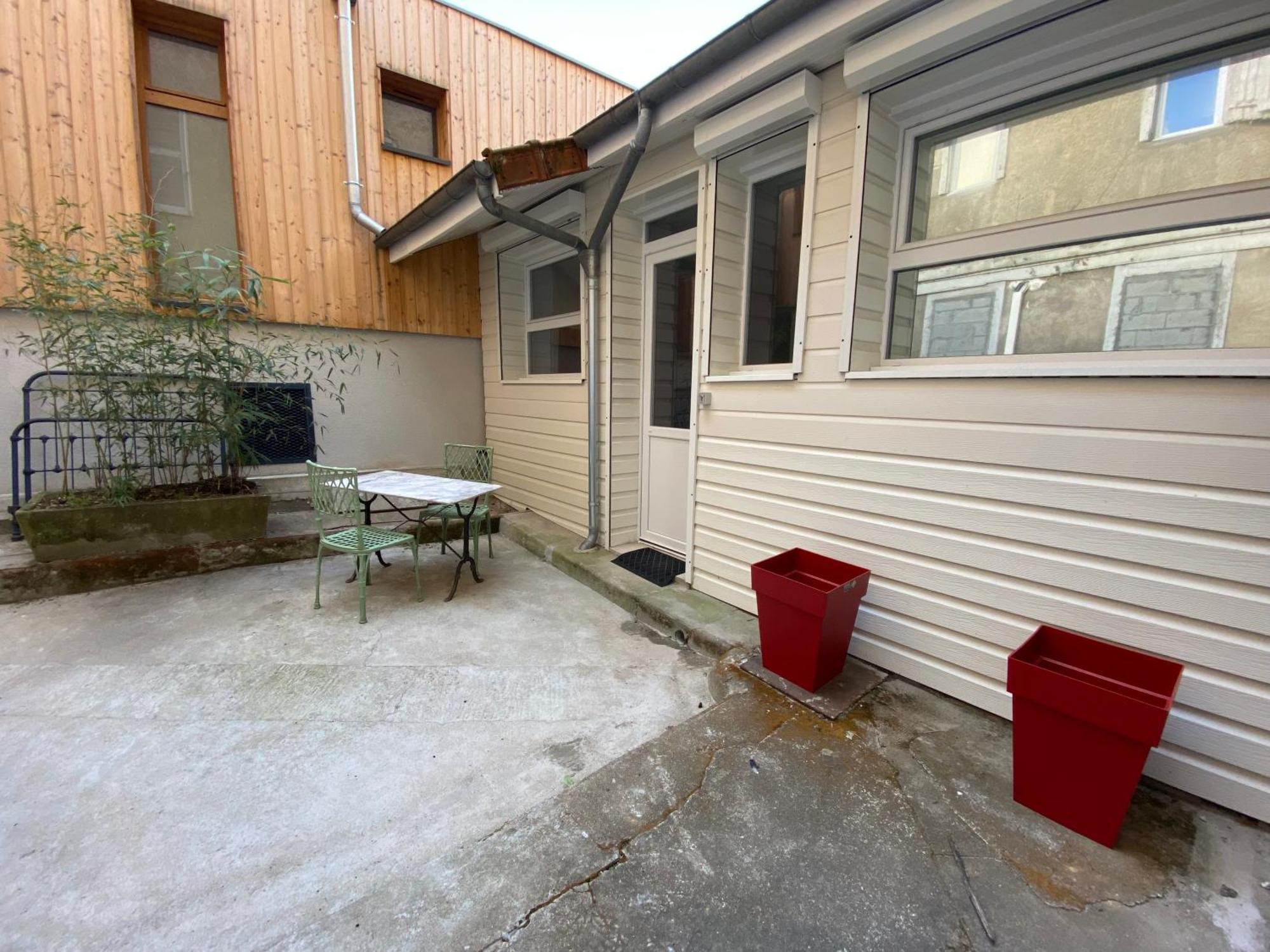L'Adrien Studio Tout Confort Avec Terrasse ลิมอจส์ ภายนอก รูปภาพ